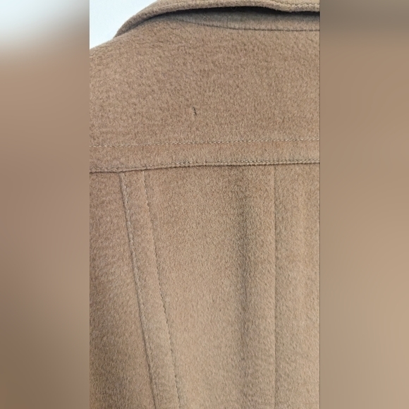 EUC Burberry tan trench coat 100% camel hair princess cut button down half 2 - Picture 12 of 16